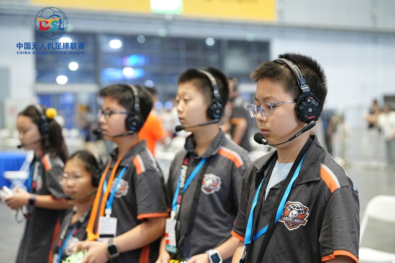 無人機足球比賽 無人機足球比賽